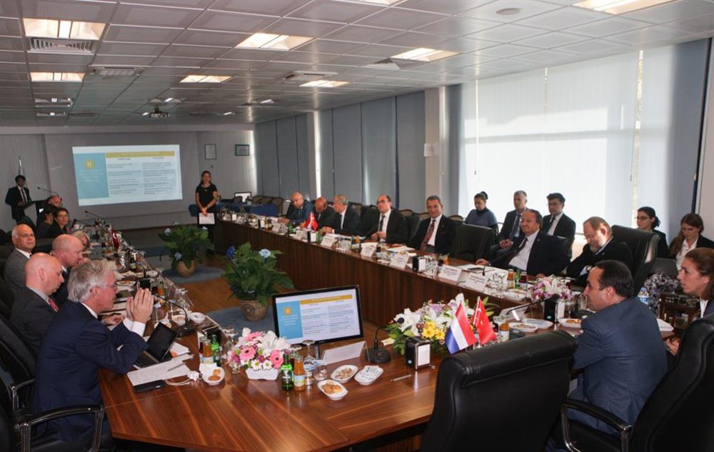 Hollanda-Türkiye Su Alanında İşbirliği Platformu çalışmalarına başladı