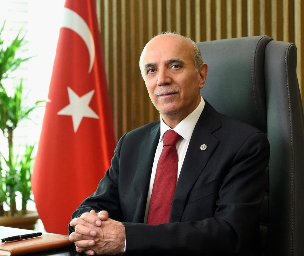 Prof. Dr. Lütfi Akça